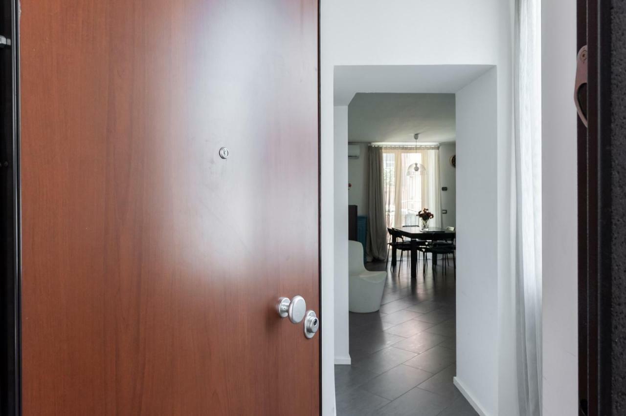 Starhost - Casa Masu' Apartment Salerno Luaran gambar