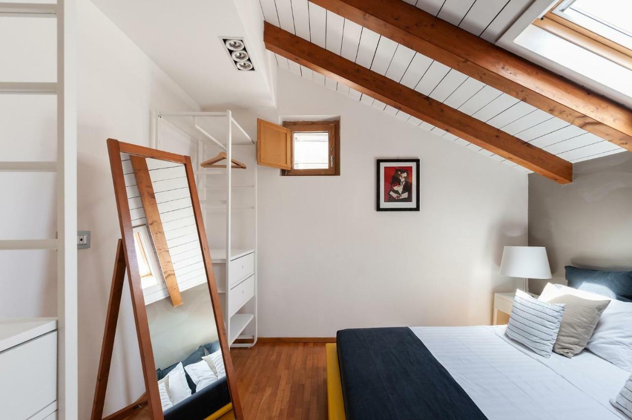 Starhost - Casa Masu' Apartment Salerno Luaran gambar